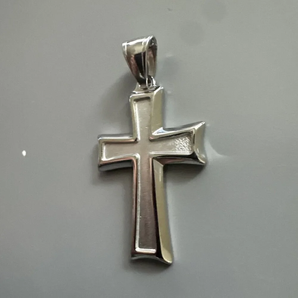 Stainless Steel Cross Pendant Scripture Silver Plated 24 Inch Chain Religious